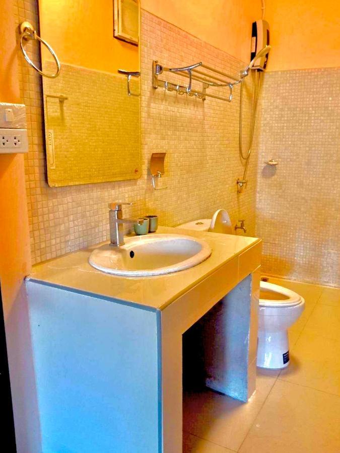 Madera House Chiang Mai Hotel Ngoại thất bức ảnh