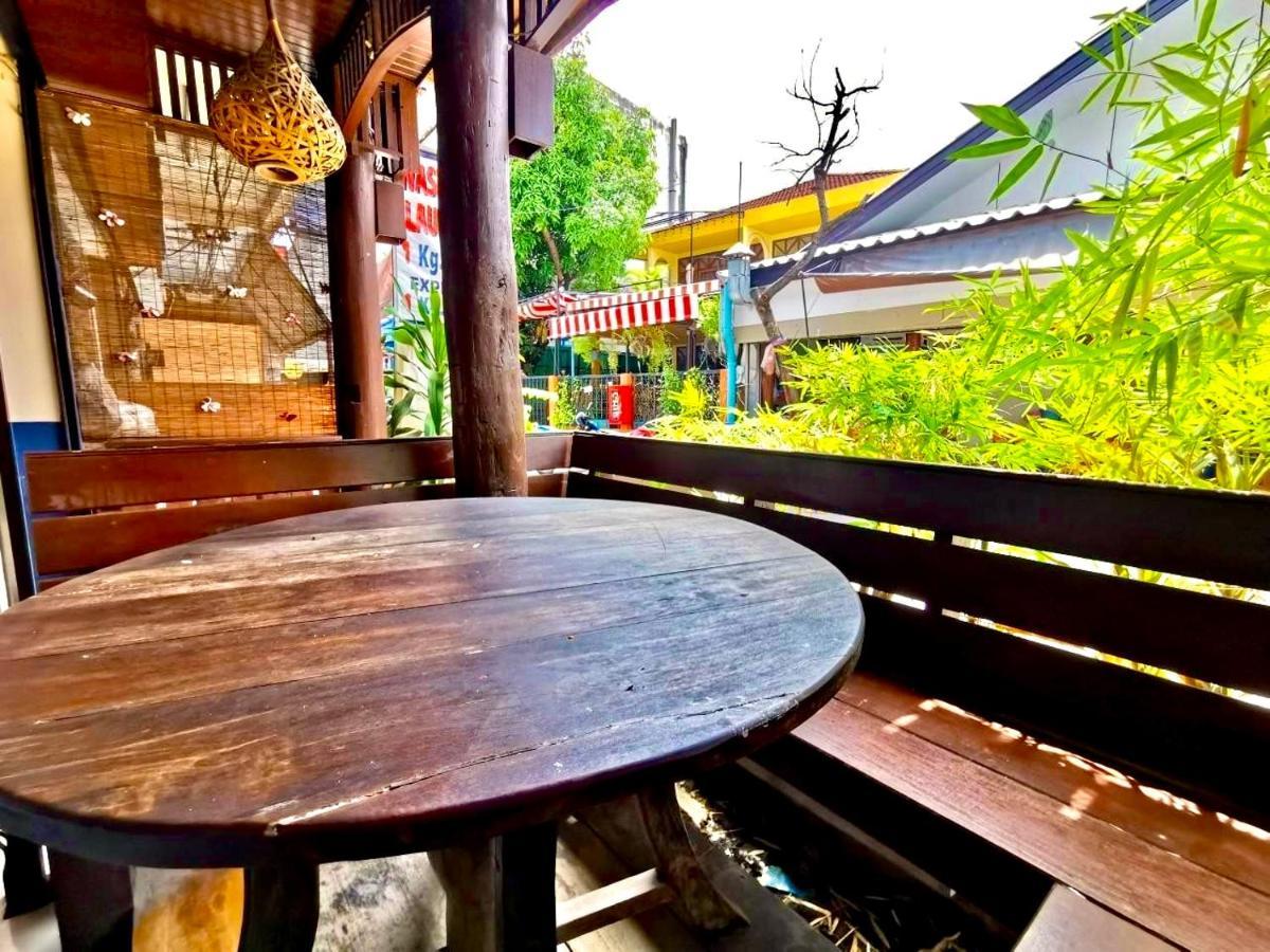 Madera House Chiang Mai Hotel Ngoại thất bức ảnh