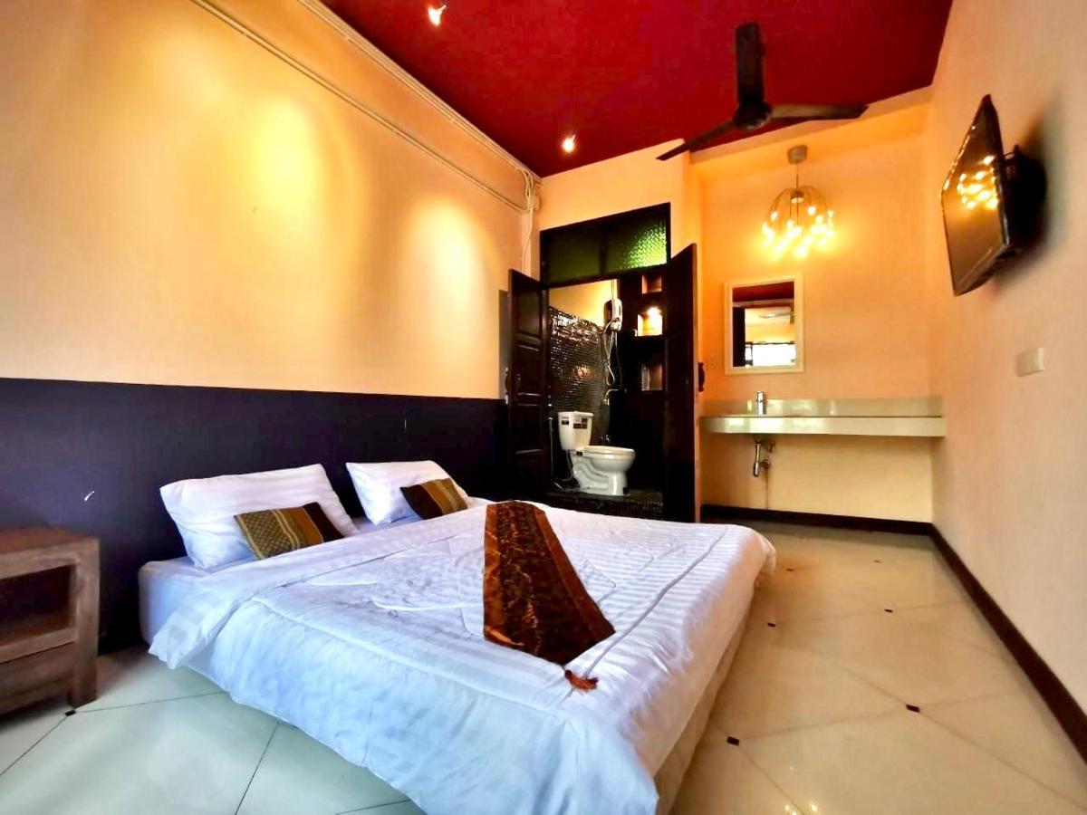 Madera House Chiang Mai Hotel Ngoại thất bức ảnh